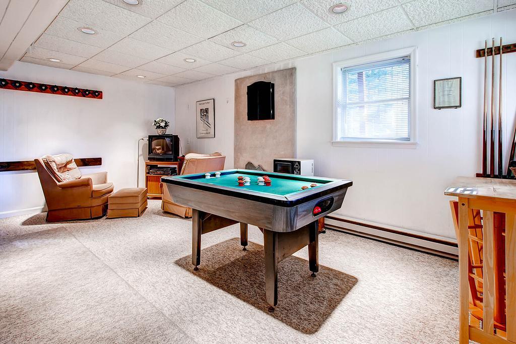 Sweet Life - Vermont Chalet - 6 Person Indoor Hot Tub - 15 Min To Killington Pittsfield Quarto foto